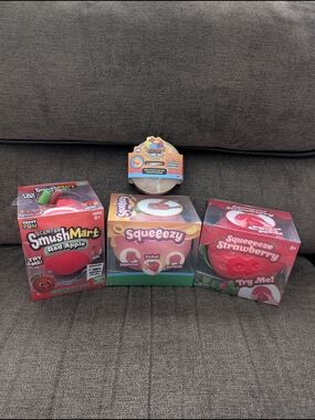 Squeezy Peach, Strawberry , Smushmart Scented Red Apple & Mystery DumplingSunset